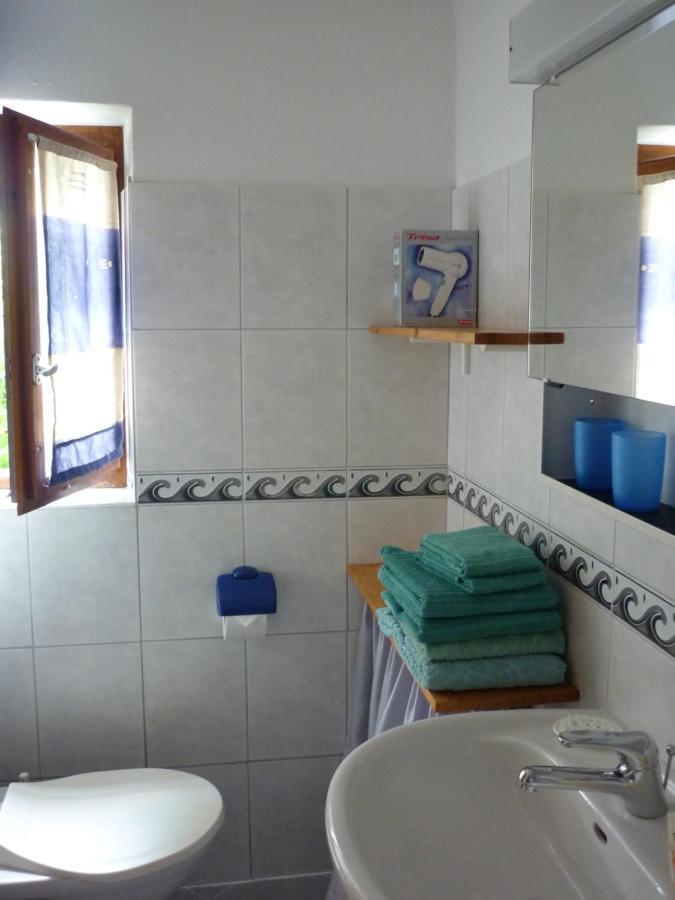 Casa Petra 1 1/2 Zi, Orgnana 83 Apartment Gambarogno Luaran gambar